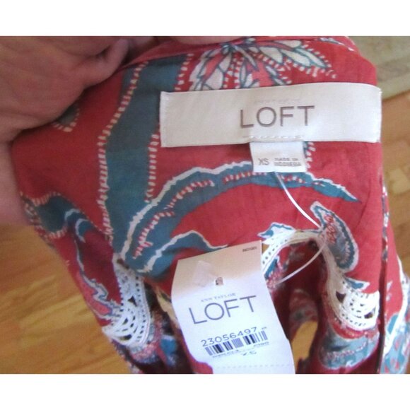 New w Tags, Loft XS Red Floral Lace Cotton Peasant Style Blouse - Picture 6 of 6